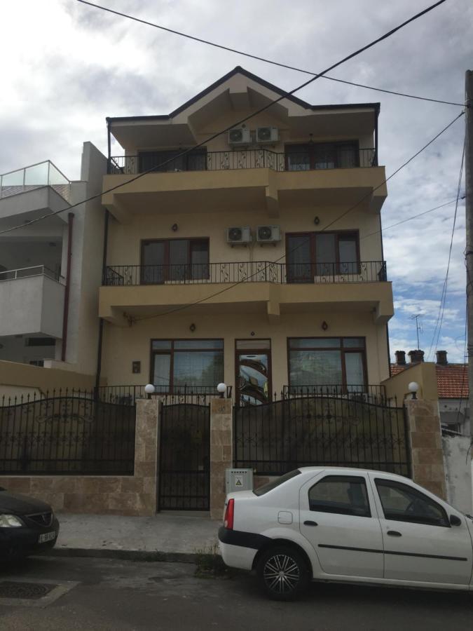 Отель Vila Asya Констанца Экстерьер фото